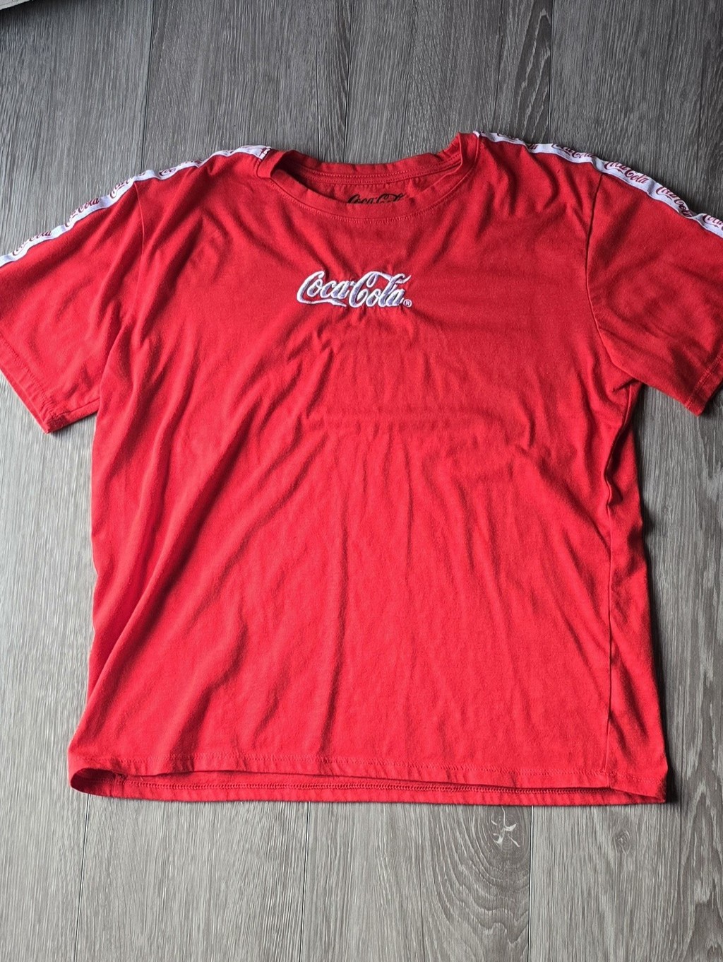 Coca-Cola Embroidered Logo T-Shirt Sz L Taped Sleeve Streetwear Red Tee